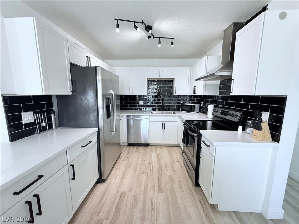2013 Howard Avenue Las Vegas NV 89104