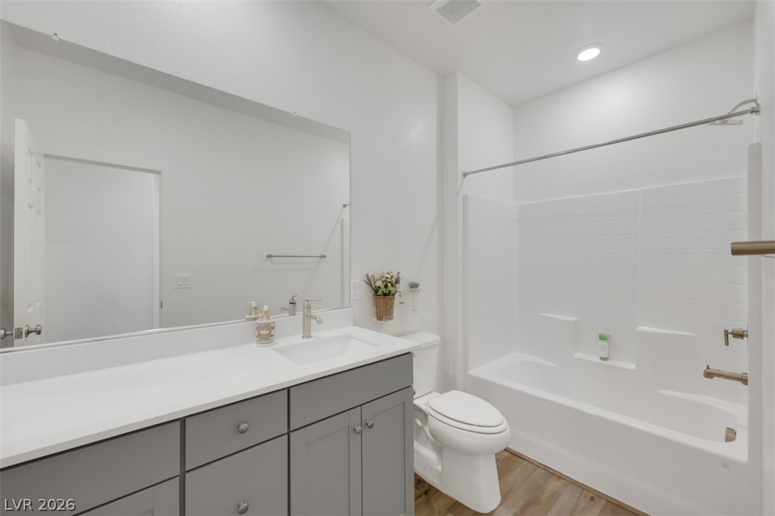 8948 Marigold Creek Street Las Vegas NV 89113