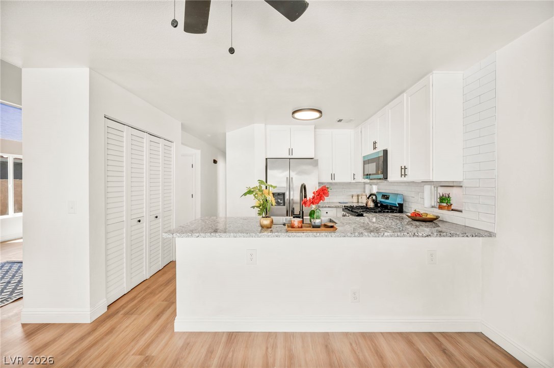5322 Sandstone Drive Las Vegas NV 89142