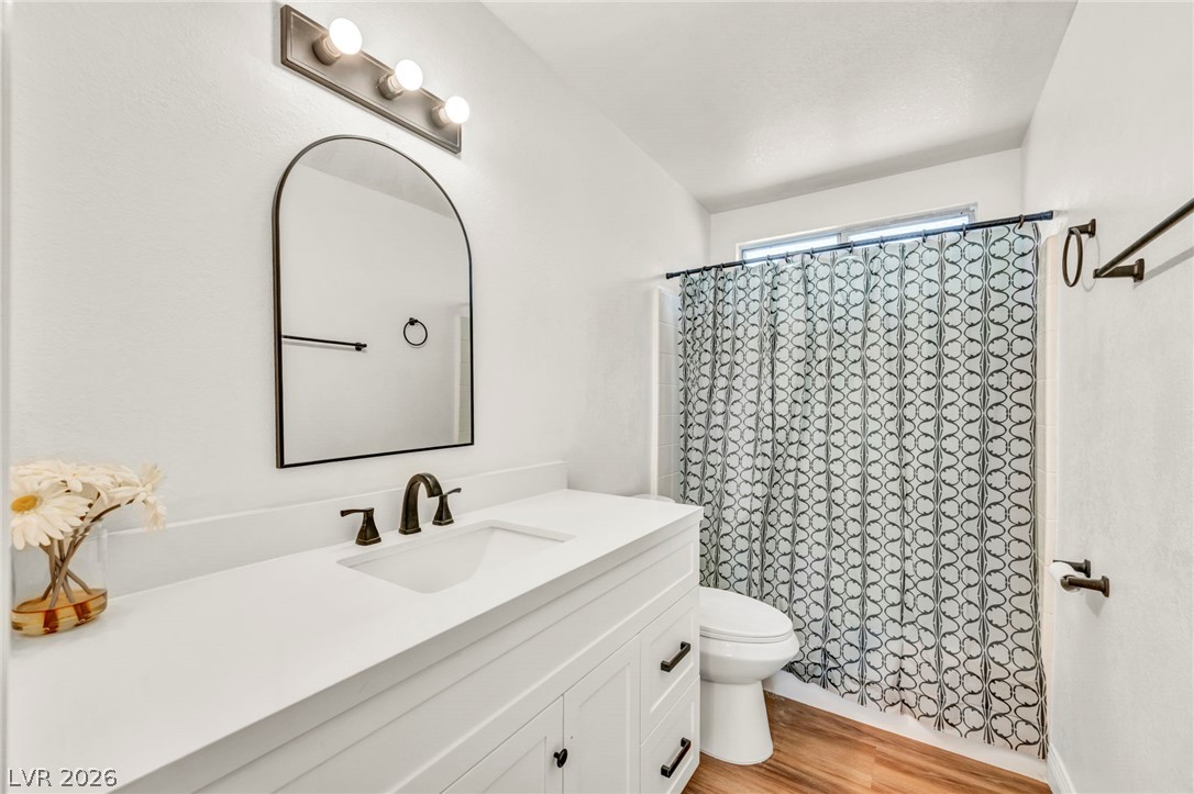 5322 Sandstone Drive Las Vegas NV 89142