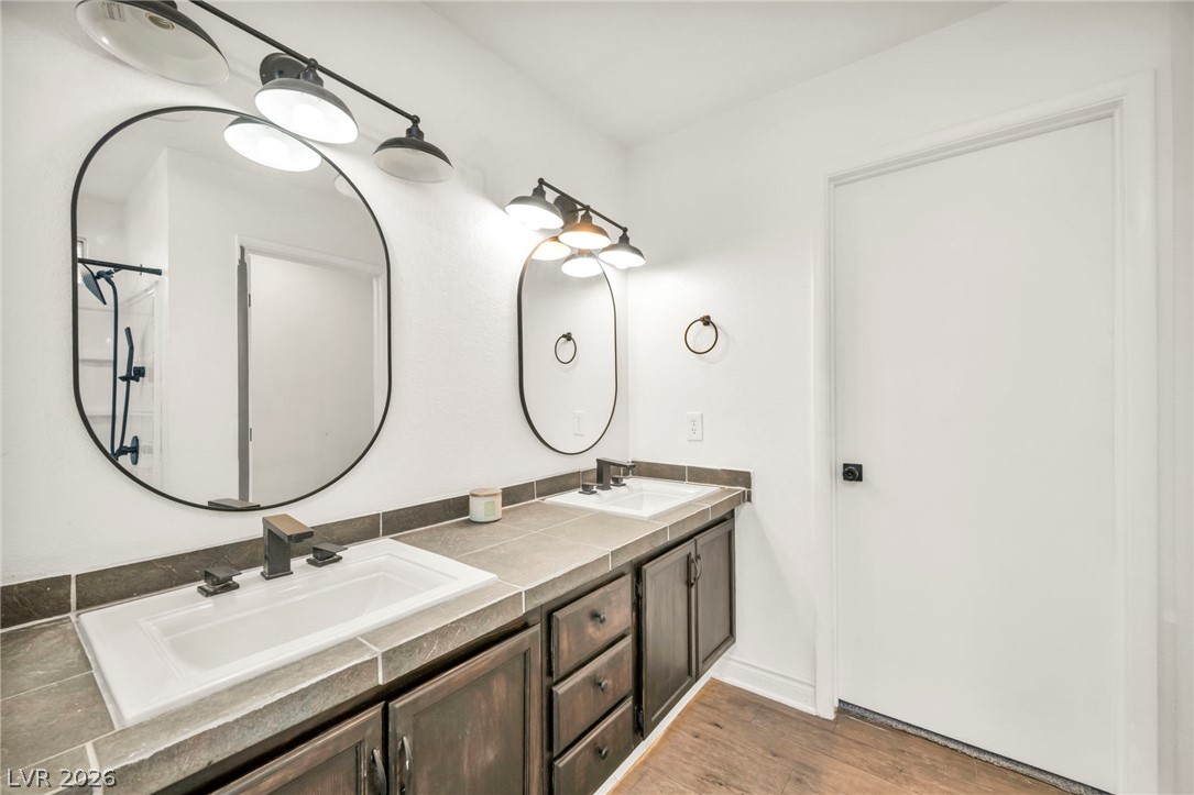 5322 Sandstone Drive Las Vegas NV 89142