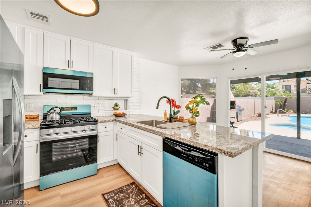 5322 Sandstone Drive Las Vegas NV 89142