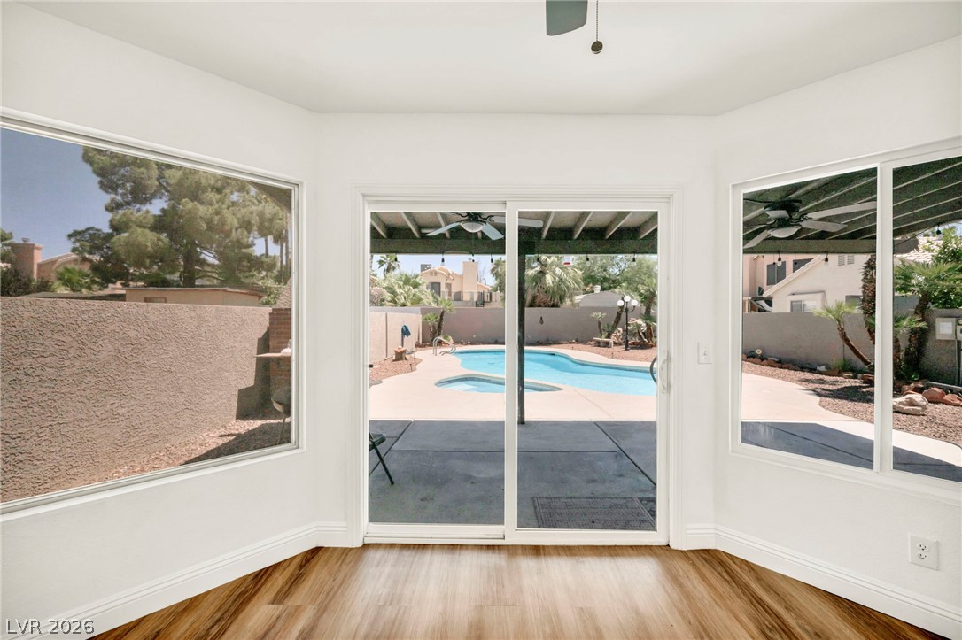 5322 Sandstone Drive Las Vegas NV 89142
