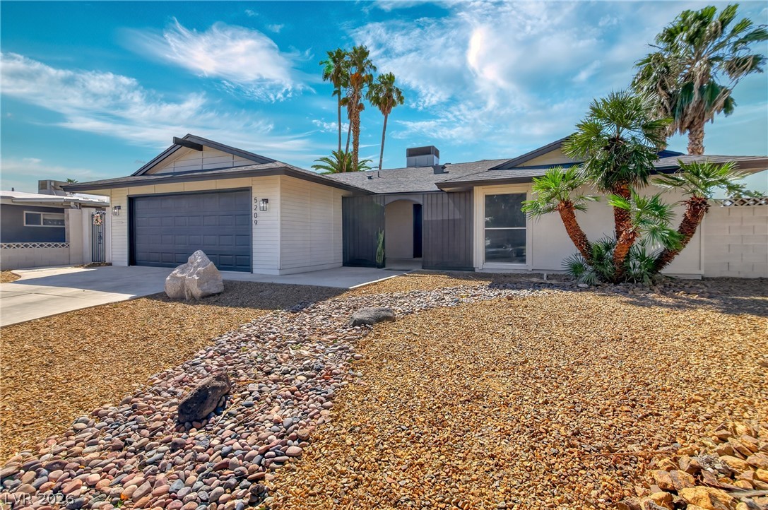 5209 Champions Avenue Las Vegas NV 89142