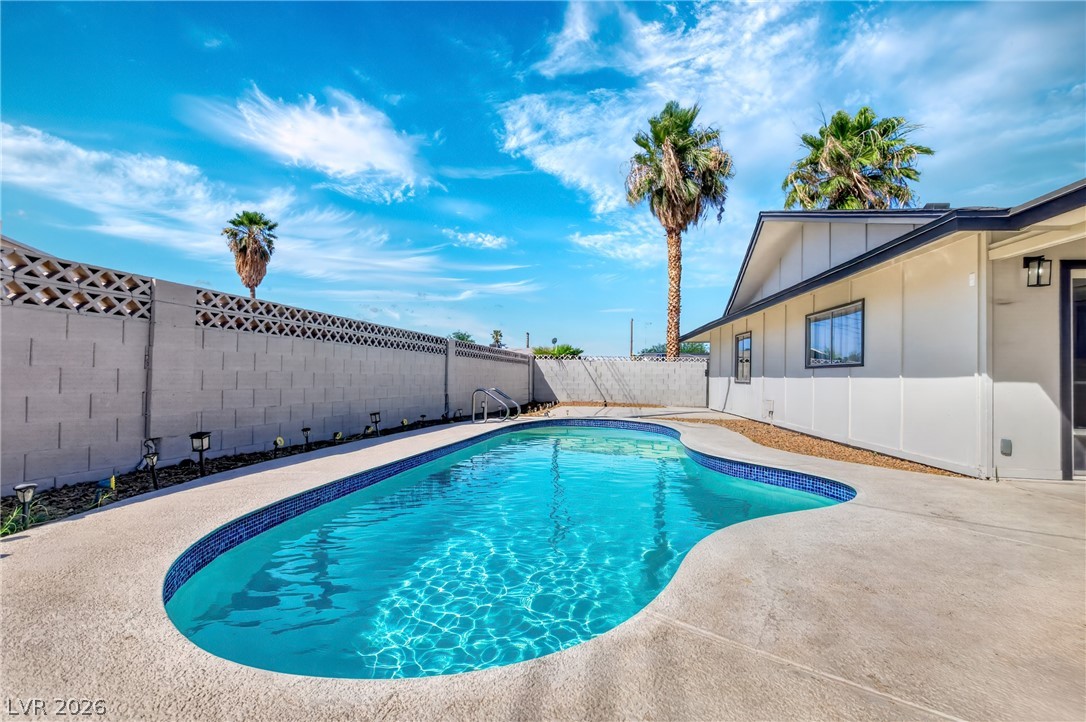 5209 Champions Avenue Las Vegas NV 89142
