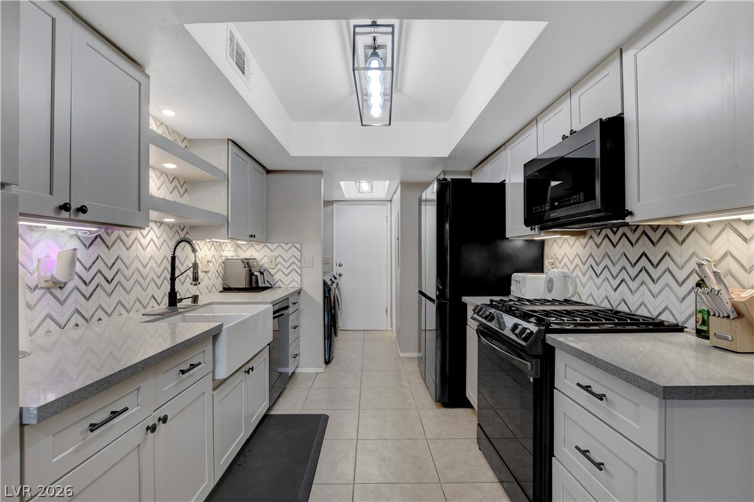 4407 Shortleaf Las Vegas NV 89119