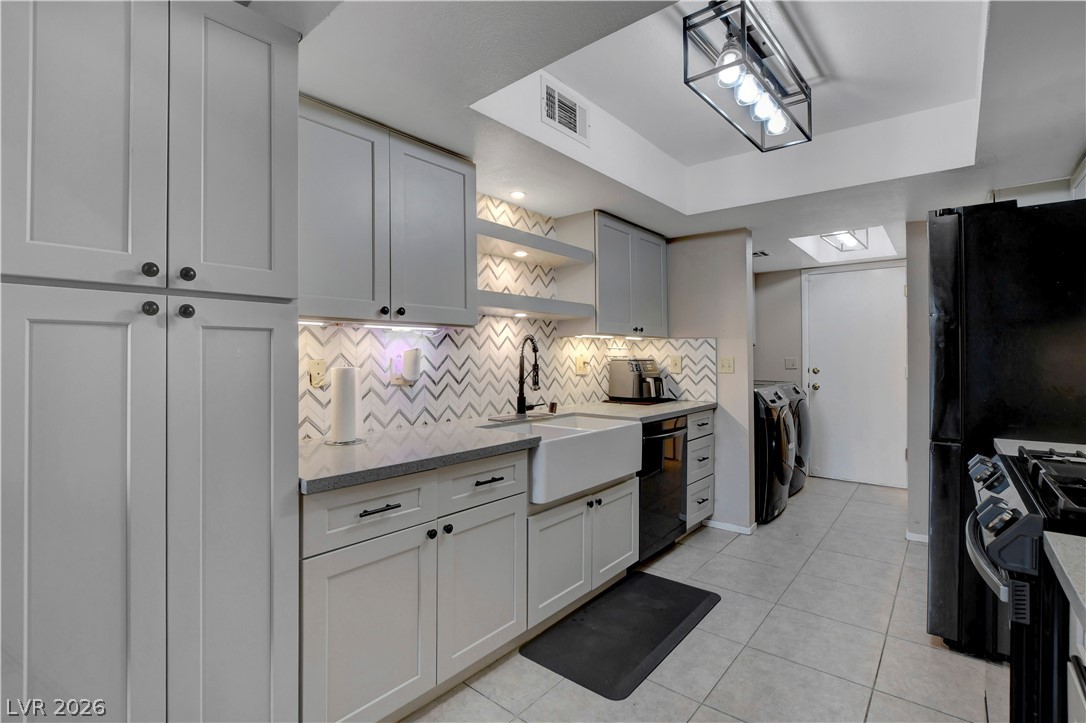 4407 Shortleaf Las Vegas NV 89119
