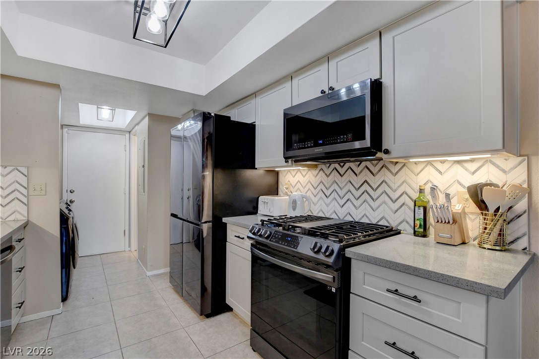 4407 Shortleaf Las Vegas NV 89119