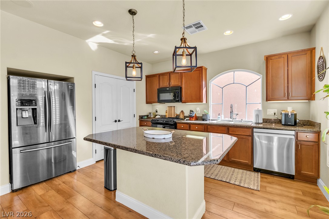 5098 Bonnie Doon Lane Las Vegas NV 89141