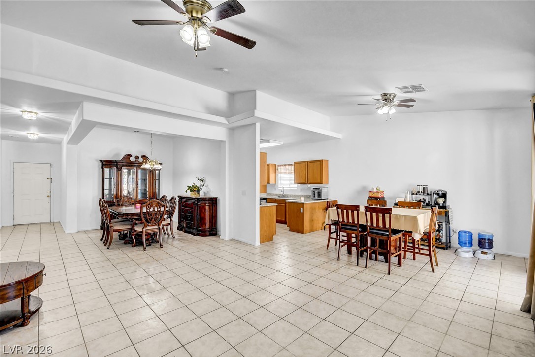 5129 Coral Beach Street North Las Vegas NV 89031