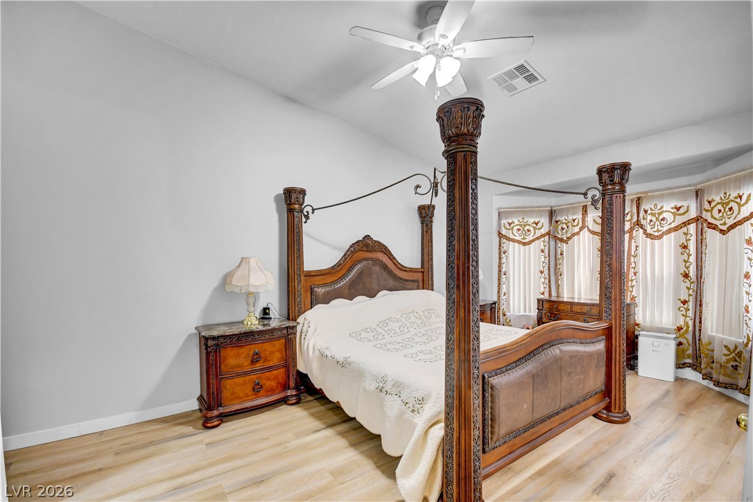 5129 Coral Beach Street North Las Vegas NV 89031