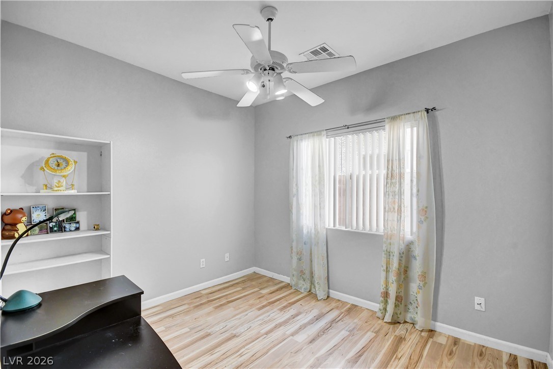 5129 Coral Beach Street North Las Vegas NV 89031