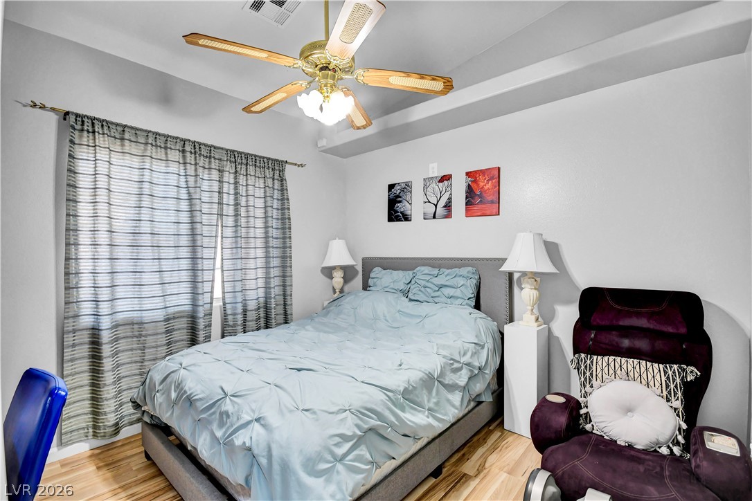 5129 Coral Beach Street North Las Vegas NV 89031