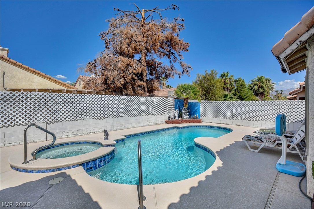 5129 Coral Beach Street North Las Vegas NV 89031