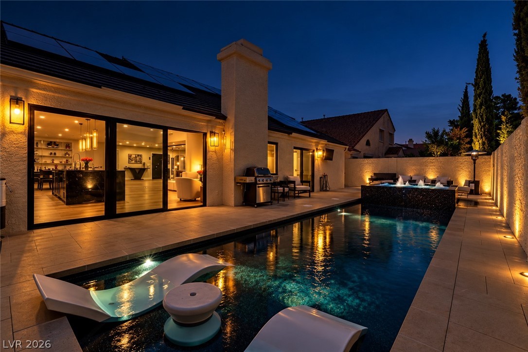 2824 Shannon River Drive Las Vegas NV 89117