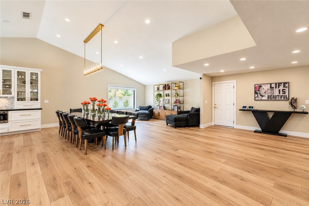 2824 Shannon River Drive Las Vegas NV 89117