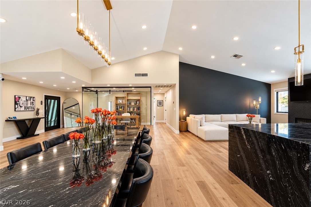2824 Shannon River Drive Las Vegas NV 89117