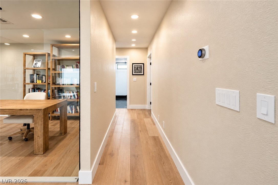 2824 Shannon River Drive Las Vegas NV 89117