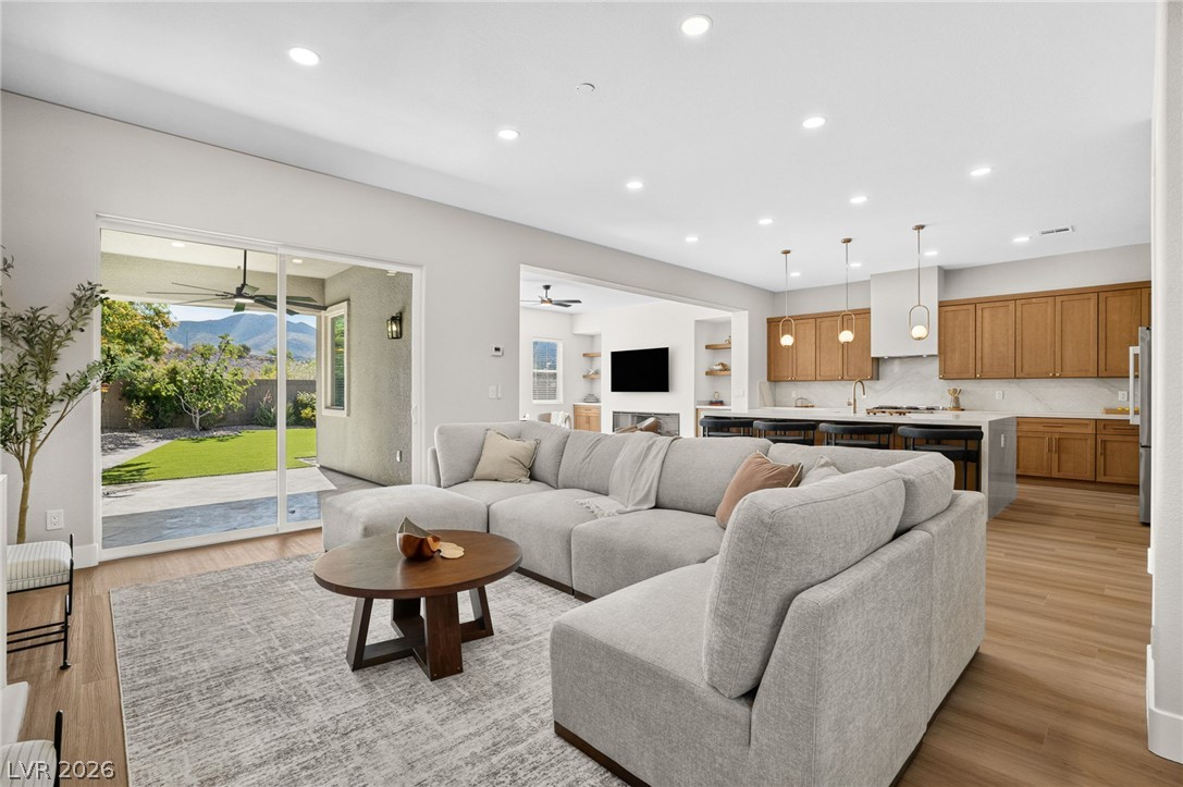 2456 Lothian Street Henderson NV 89044