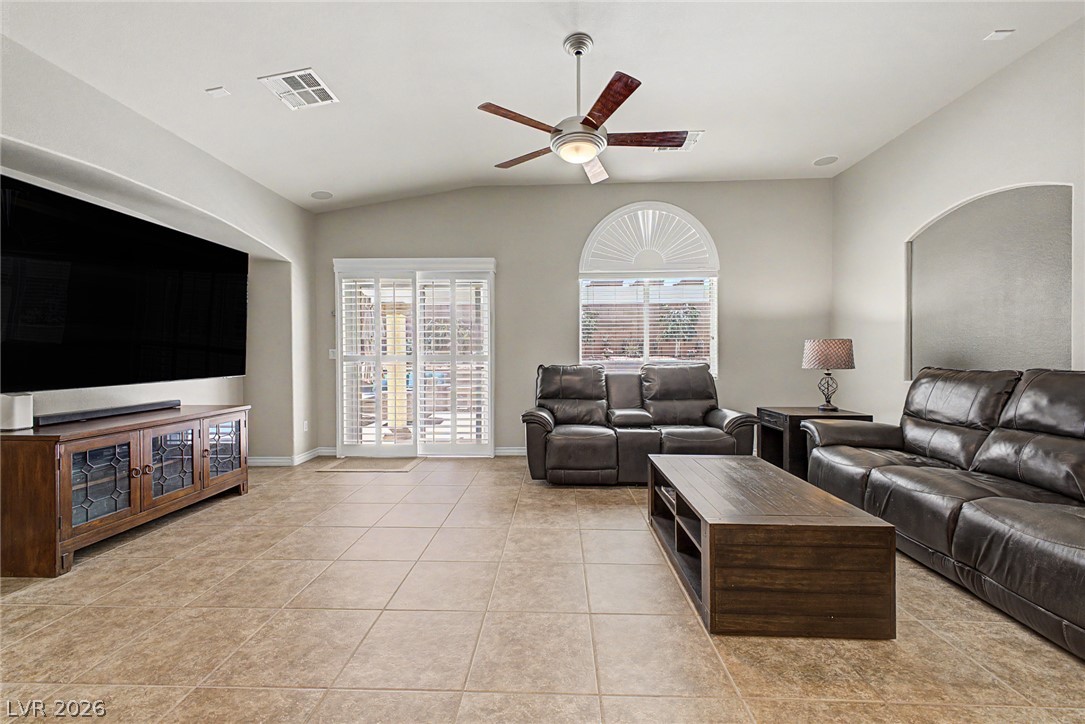 7123 Boomer Beach Street Las Vegas NV 89166