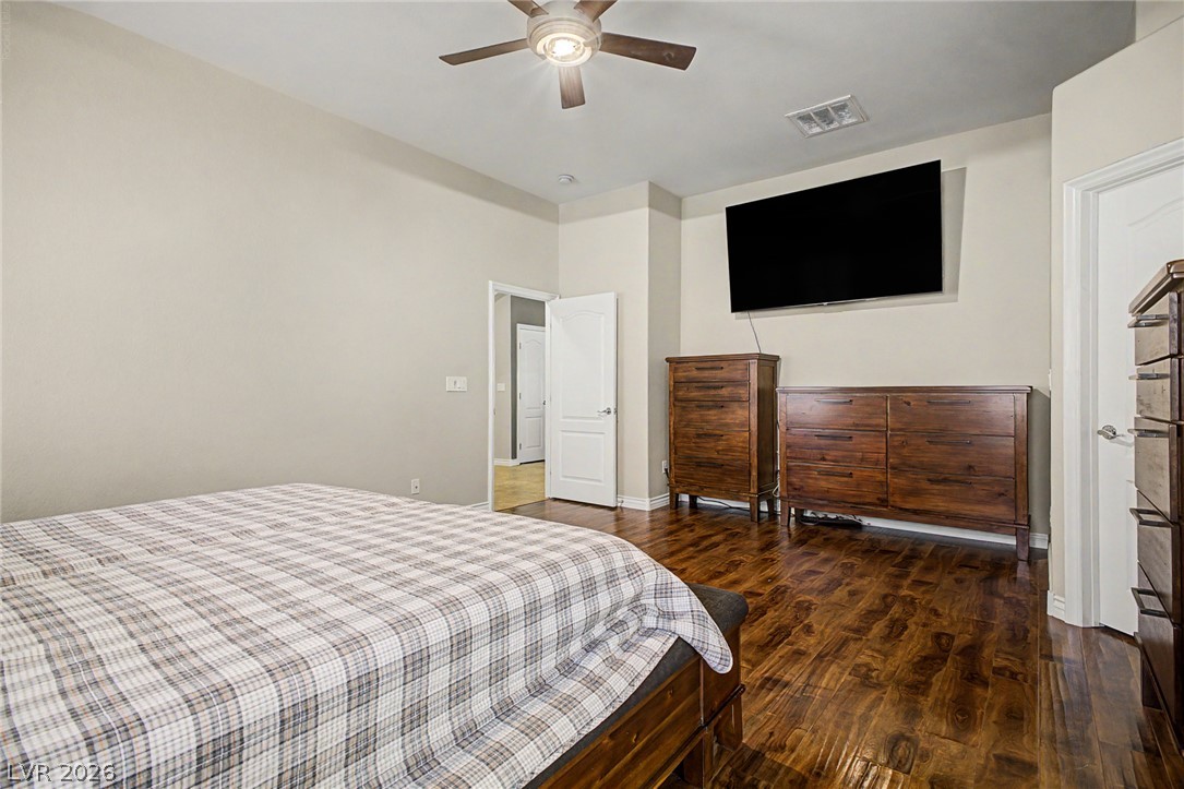 7123 Boomer Beach Street Las Vegas NV 89166