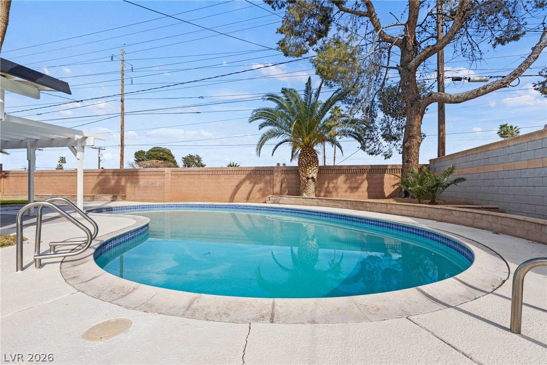 3368 Nahatan Way Las Vegas NV 89169