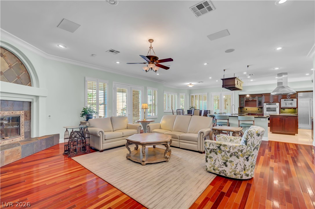2030 Marina Bay Court Las Vegas NV 89117