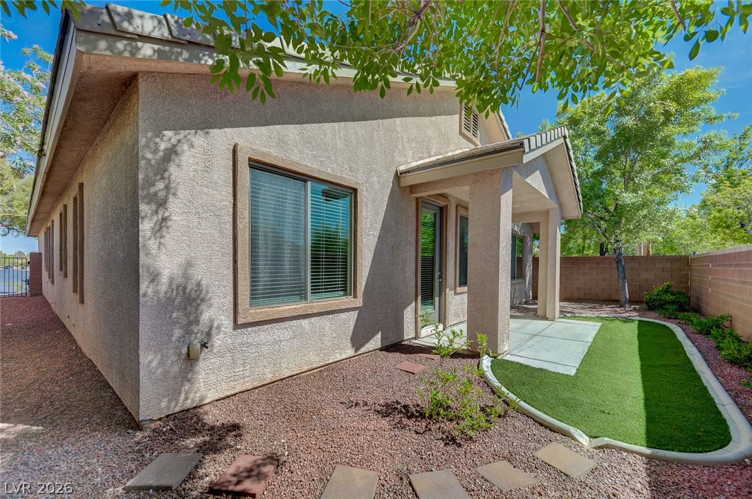 8045 Glacier Falls Street North Las Vegas NV 89085