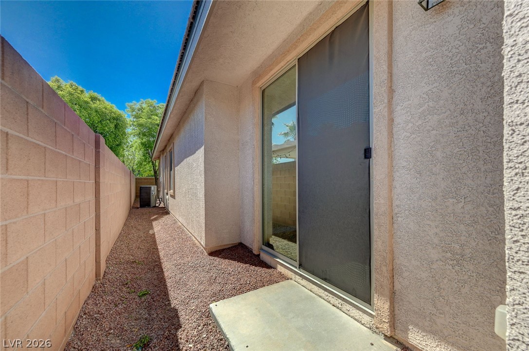 8045 Glacier Falls Street North Las Vegas NV 89085