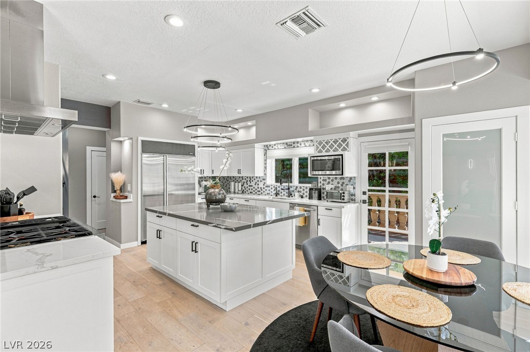 17 Quail Run Road Henderson NV 89014