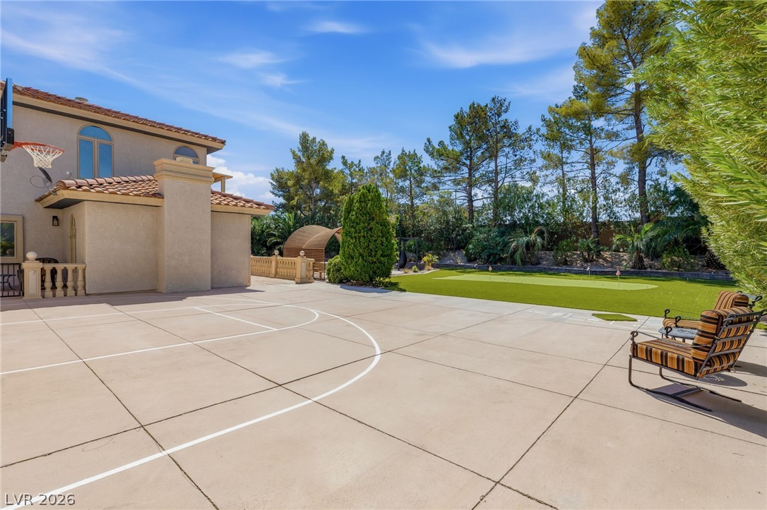 17 Quail Run Road Henderson NV 89014