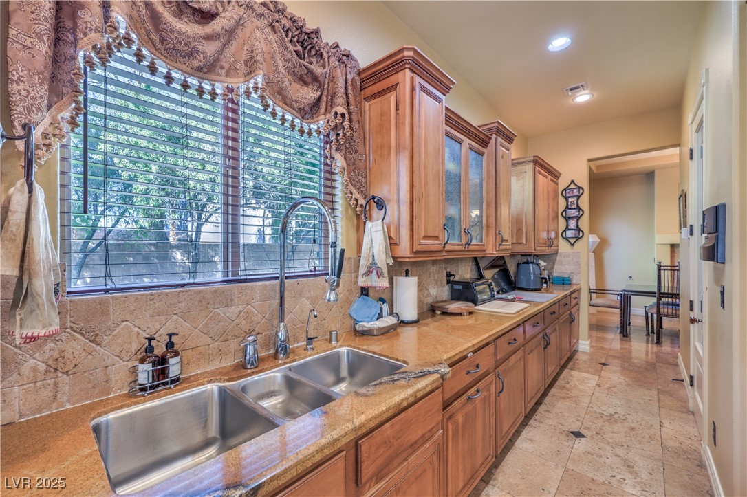 1920 Columbia Crest Court Las Vegas NV 89117