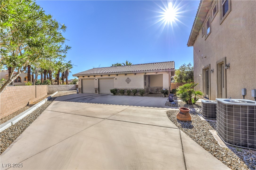 1920 Columbia Crest Court Las Vegas NV 89117