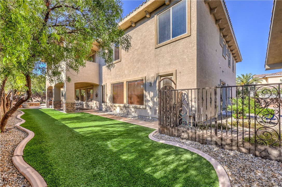 1920 Columbia Crest Court Las Vegas NV 89117