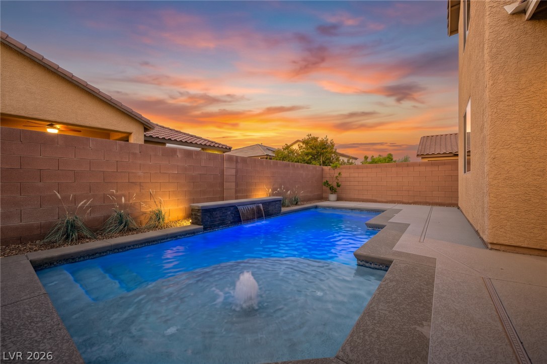 5560 Honey Creek Avenue Las Vegas NV 89131