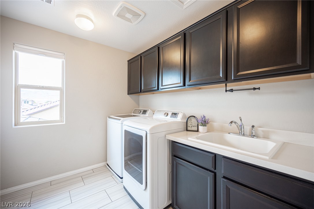 5560 Honey Creek Avenue Las Vegas NV 89131