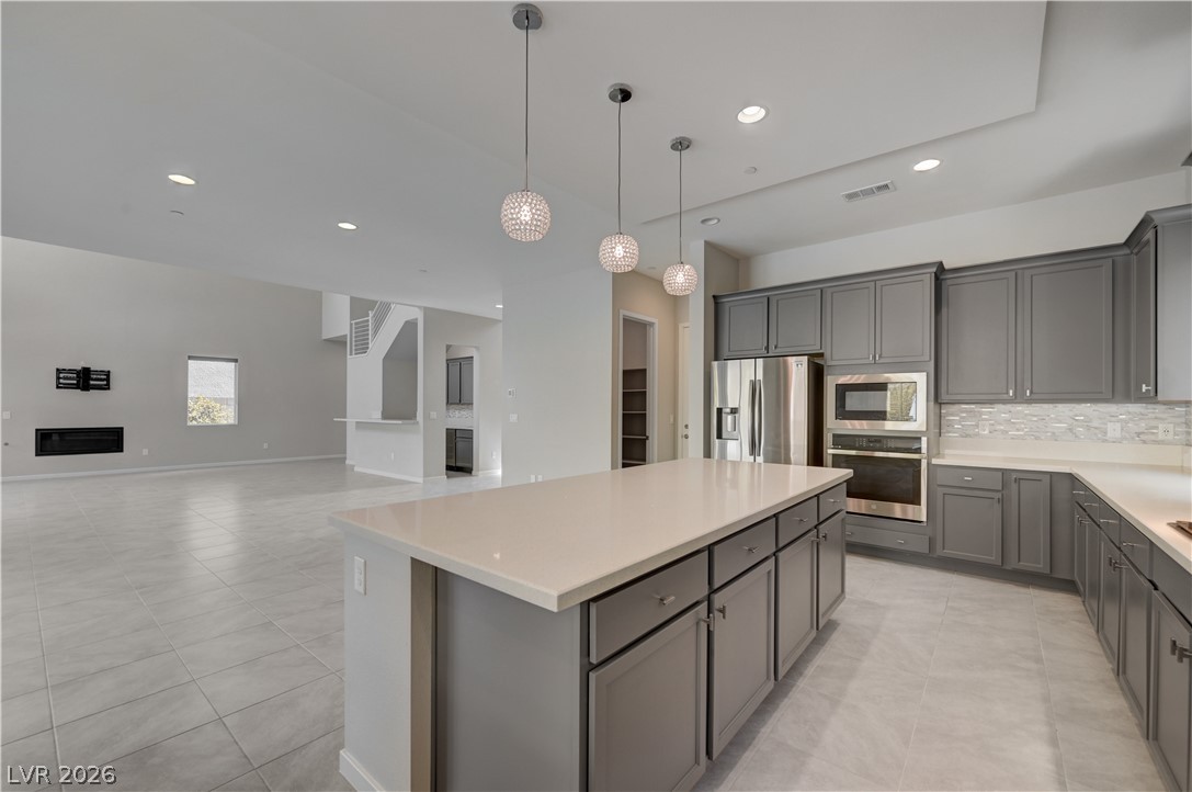 32 Vista Outlook Street Henderson NV 89011
