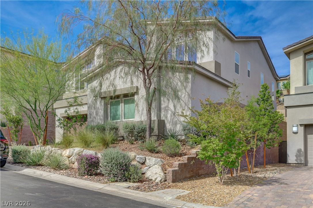 32 Vista Outlook Street Henderson NV 89011