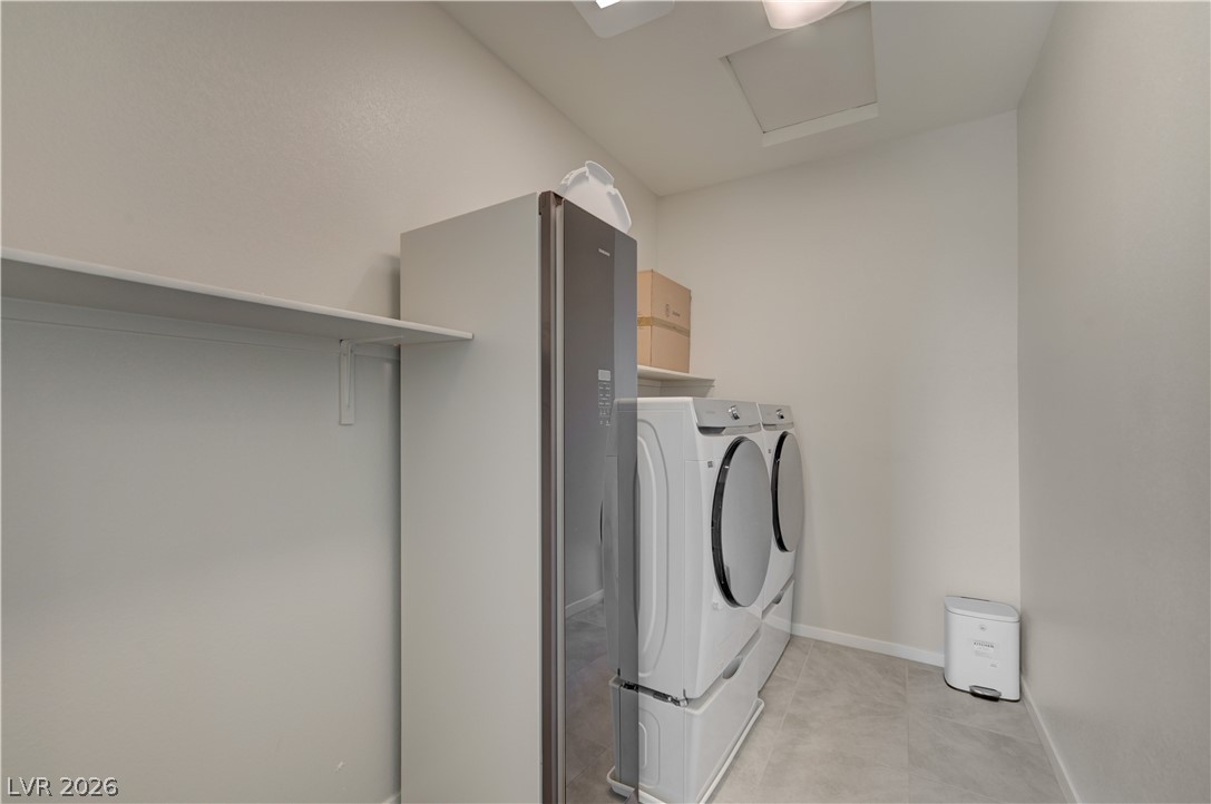 32 Vista Outlook Street Henderson NV 89011