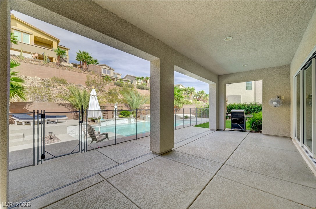 32 Vista Outlook Street Henderson NV 89011