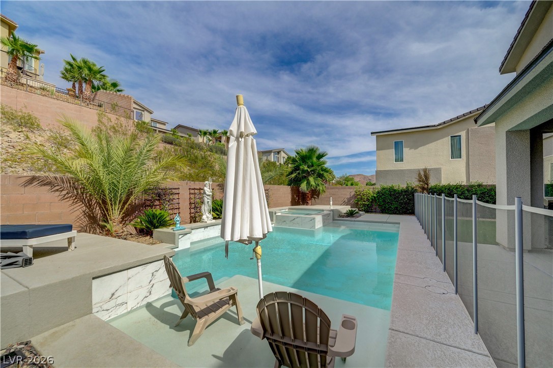 32 Vista Outlook Street Henderson NV 89011