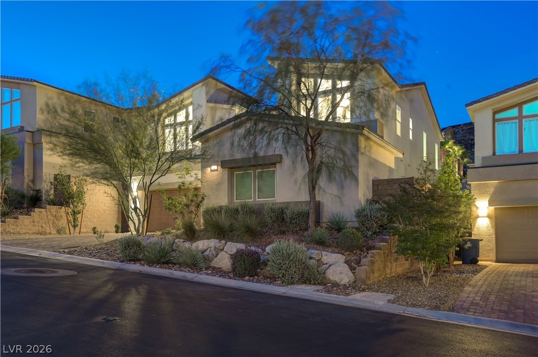 32 Vista Outlook Street Henderson NV 89011