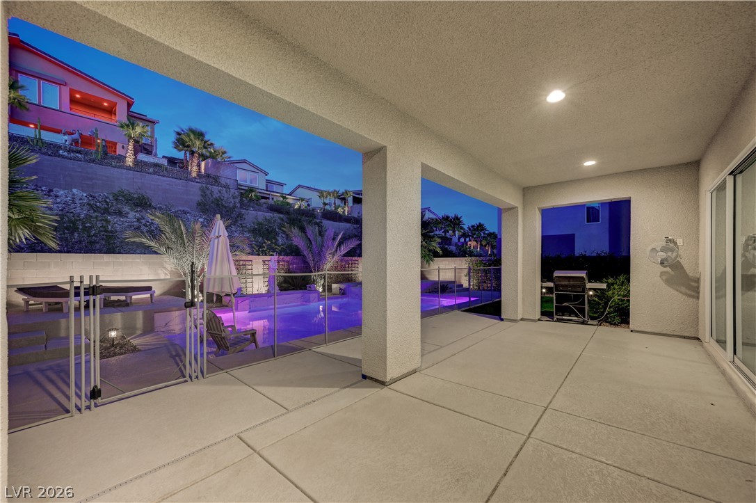 32 Vista Outlook Street Henderson NV 89011