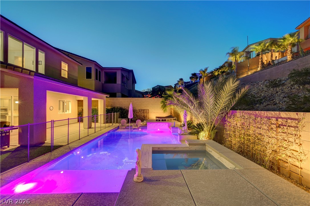 32 Vista Outlook Street Henderson NV 89011