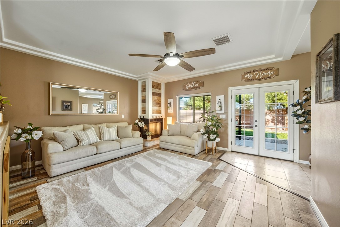 274 Doobie Avenue Las Vegas NV 89183
