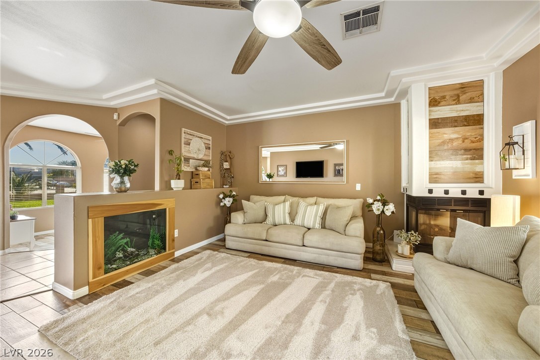 274 Doobie Avenue Las Vegas NV 89183