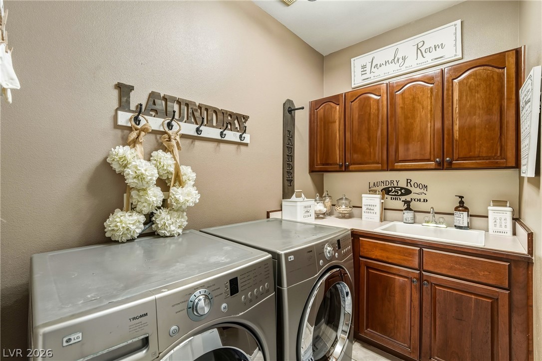 274 Doobie Avenue Las Vegas NV 89183