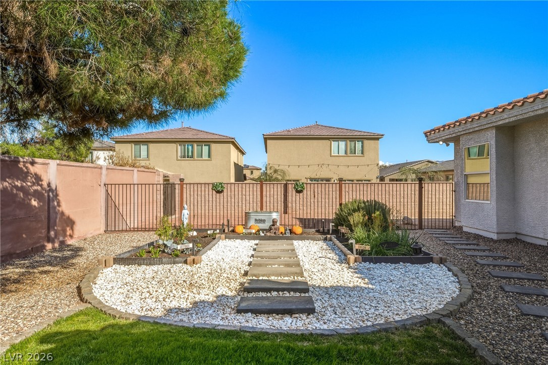 274 Doobie Avenue Las Vegas NV 89183