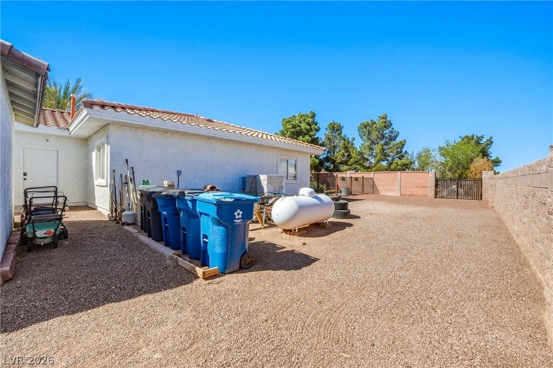 274 Doobie Avenue Las Vegas NV 89183