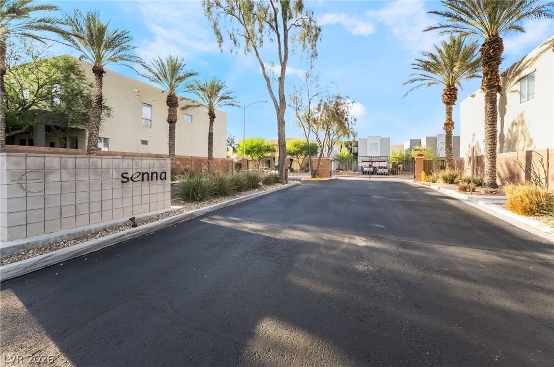 6468 Spiced Butter Rum Street North Las Vegas NV 89084